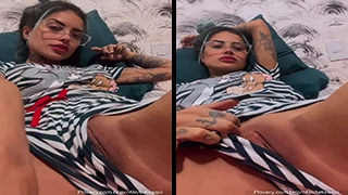 Privacy Tati Zaqui De Pijaminha mostrando a buceta