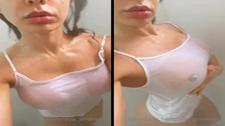 Onlyfans Eva Andressa Cavala no banho pelada