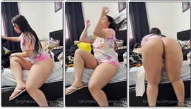 Jana Jenna gostosa pelada com a buceta a amostra