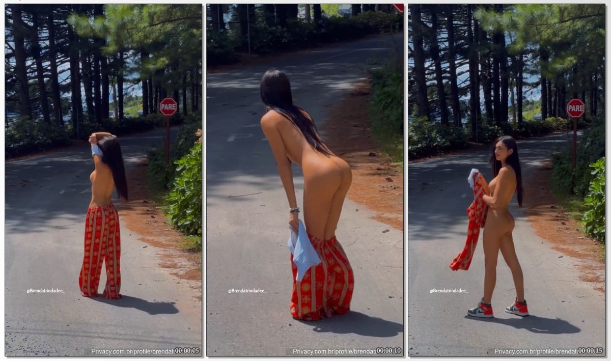 Brenda Trindade morena toda safadinha tirando a roupa ficando pelada se exibindo pelada em publico