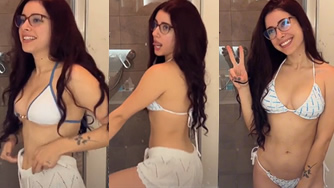 Catarina Paolino influencer  gostosa só de calcinha querendo fuder gostoso