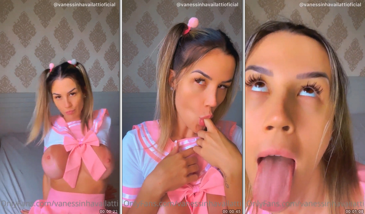 Vanessinha Vailatti em porno solo nua masturbando a vagina molhadinha