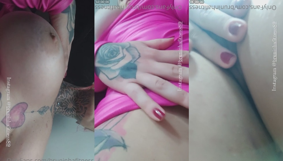 Bruninha Fitness exibindo a buceta grelhuda com clitóris avantajado