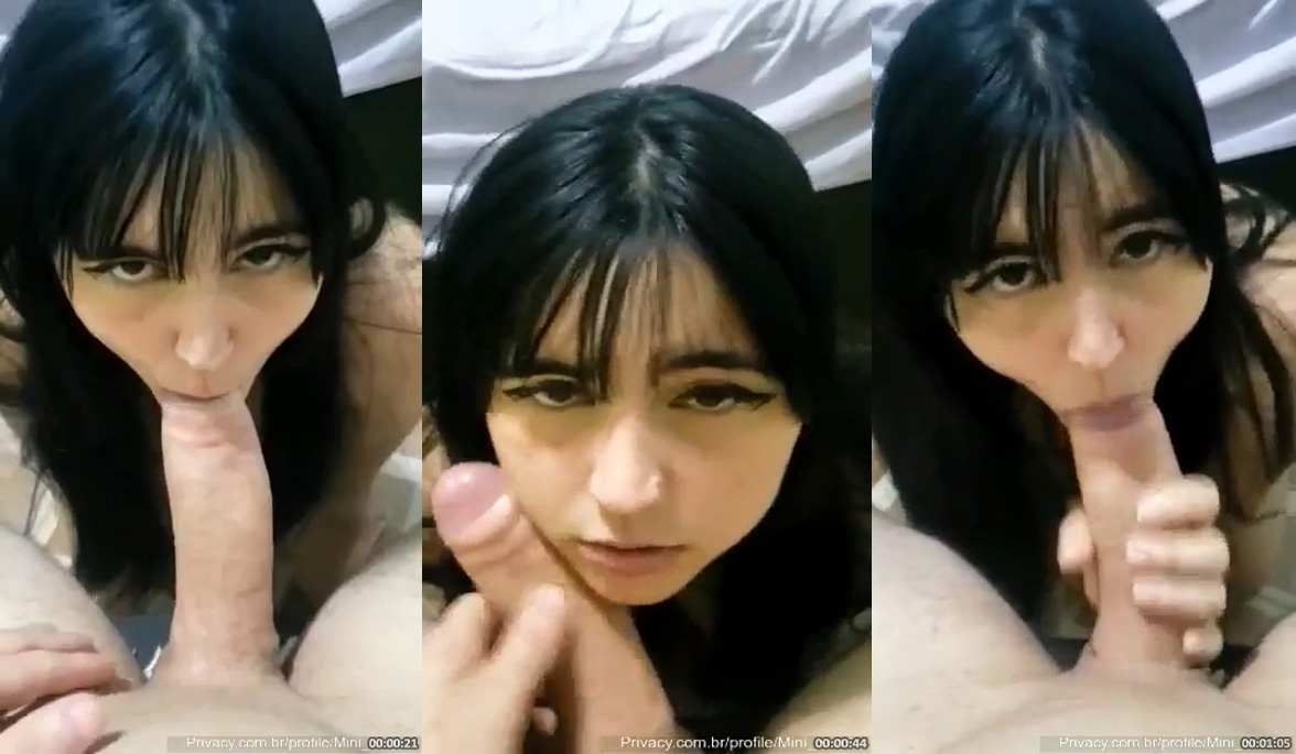 Mini Snail pagando boquete no pau grande em transa delicia