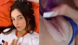 Ninfeta gostosa pelada gozadinha depois de se masturbar