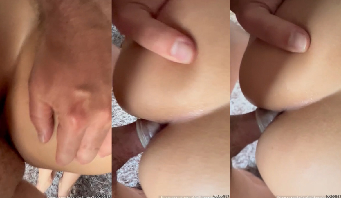 Porno anal amador Bruna Sackmann dando cuzinho de quatro no privacy