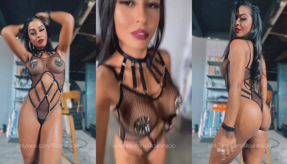 Cah Inácio porno nacional sensualizando gostoso com lingerie preta