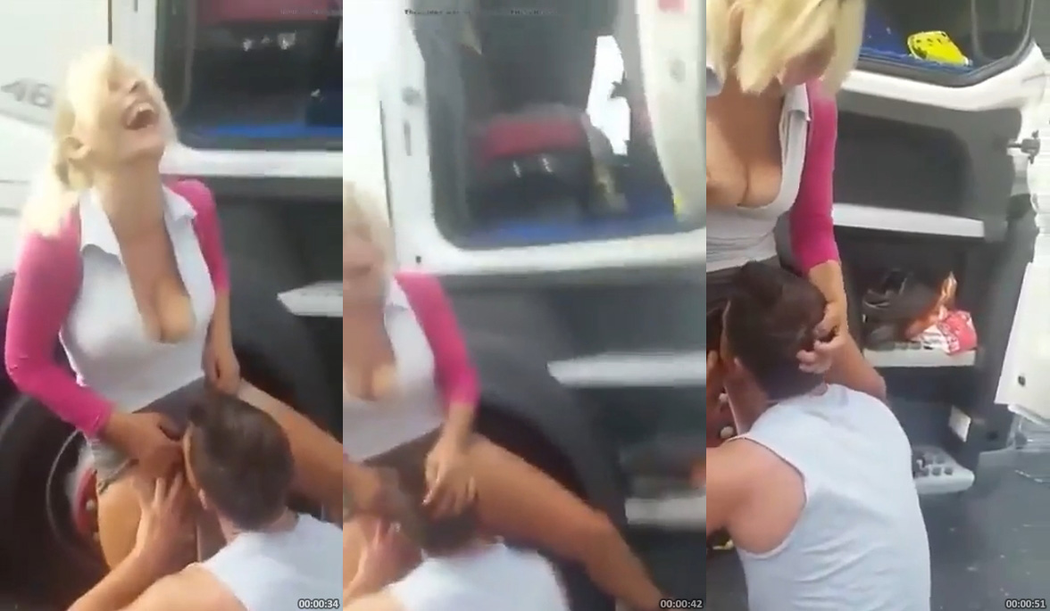 Chupando buceta de vadia no meio da rua mesmo