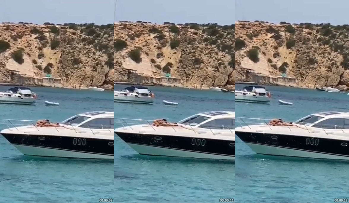 Flagra amador gulosa chupando a pica do homem dentro do barco