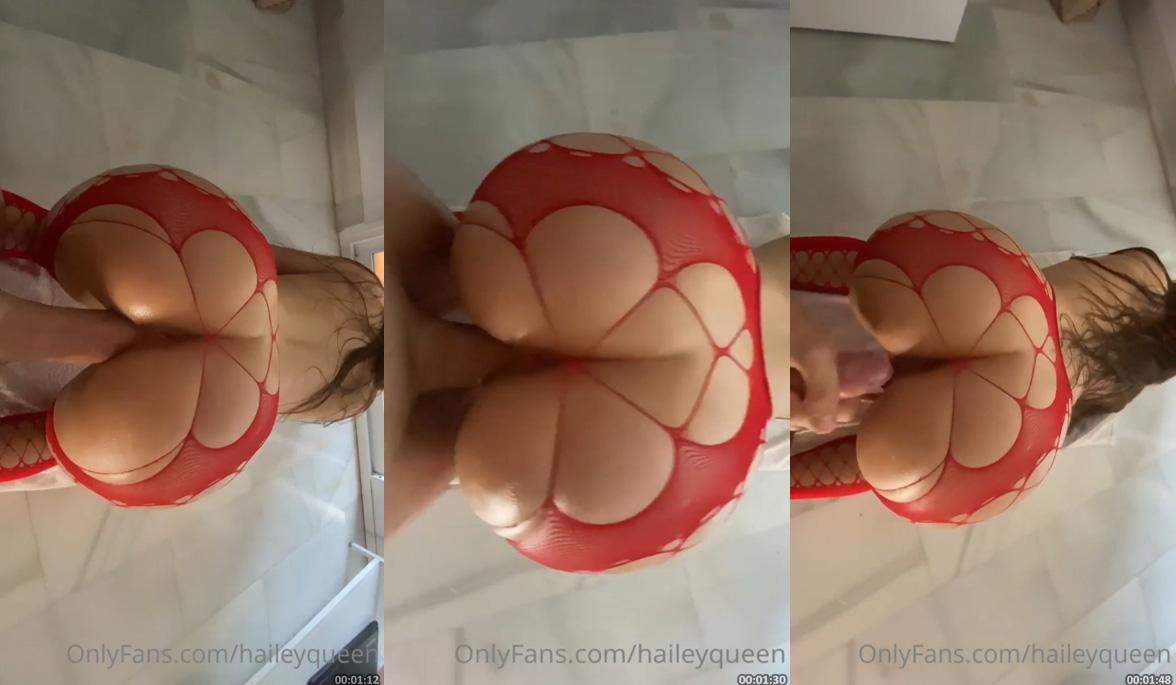 Gostosa Hailey Queen gozando pelada de quatro na pica